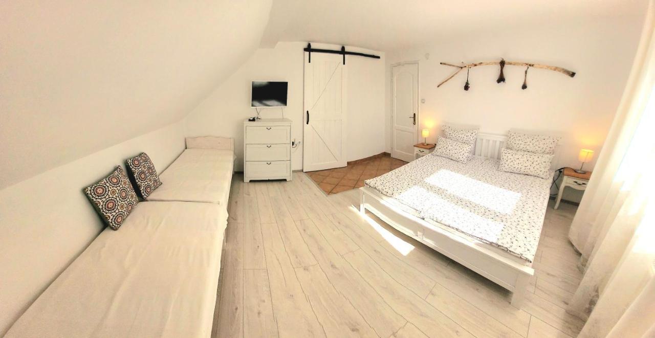 Hotel Napkert Apartman Noszvaj Zewnętrze zdjęcie