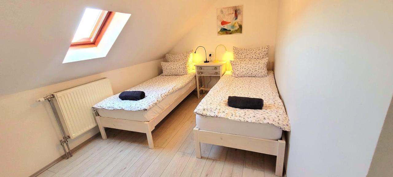 Hotel Napkert Apartman Noszvaj Zewnętrze zdjęcie