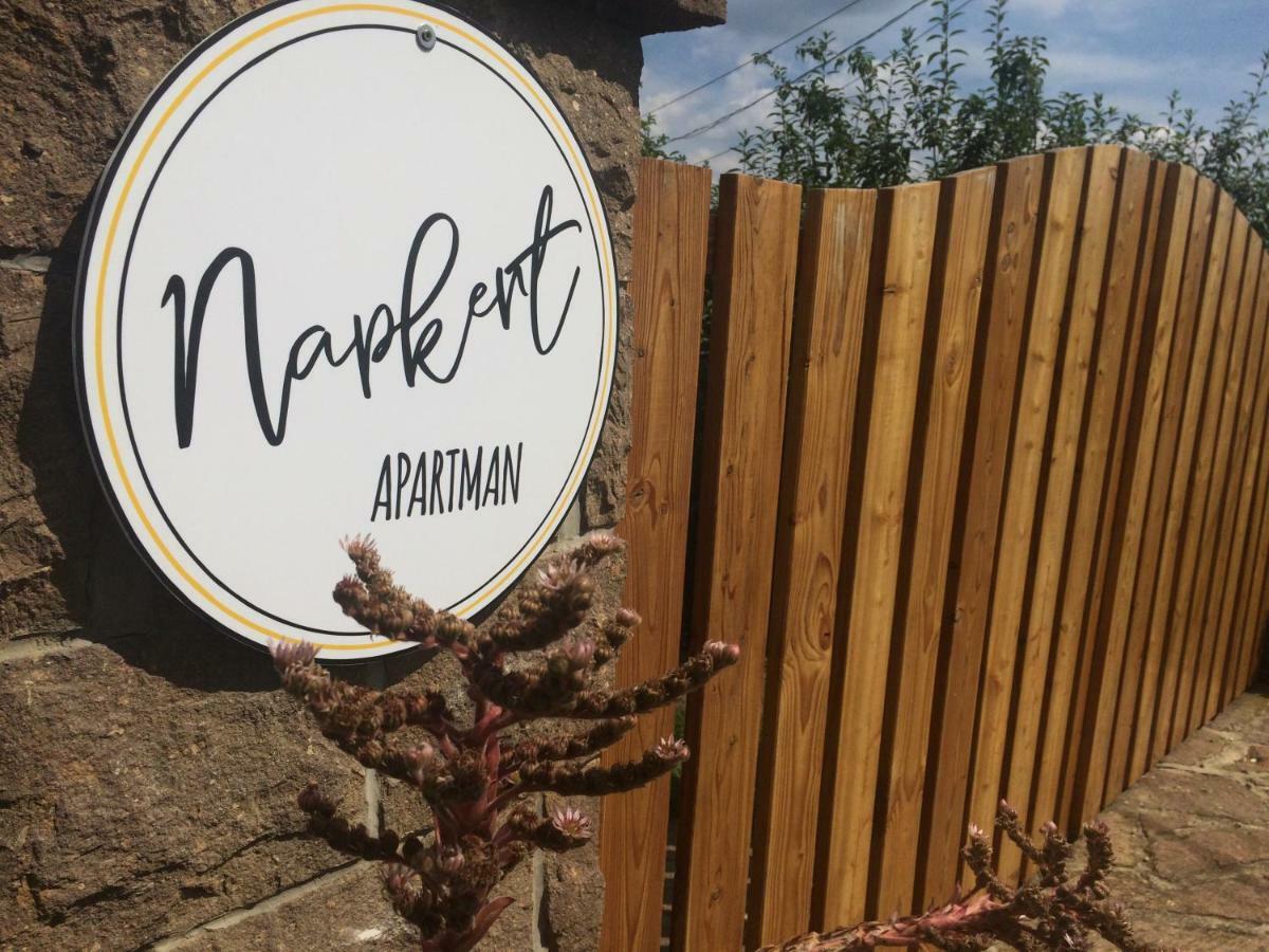 Hotel Napkert Apartman Noszvaj Zewnętrze zdjęcie